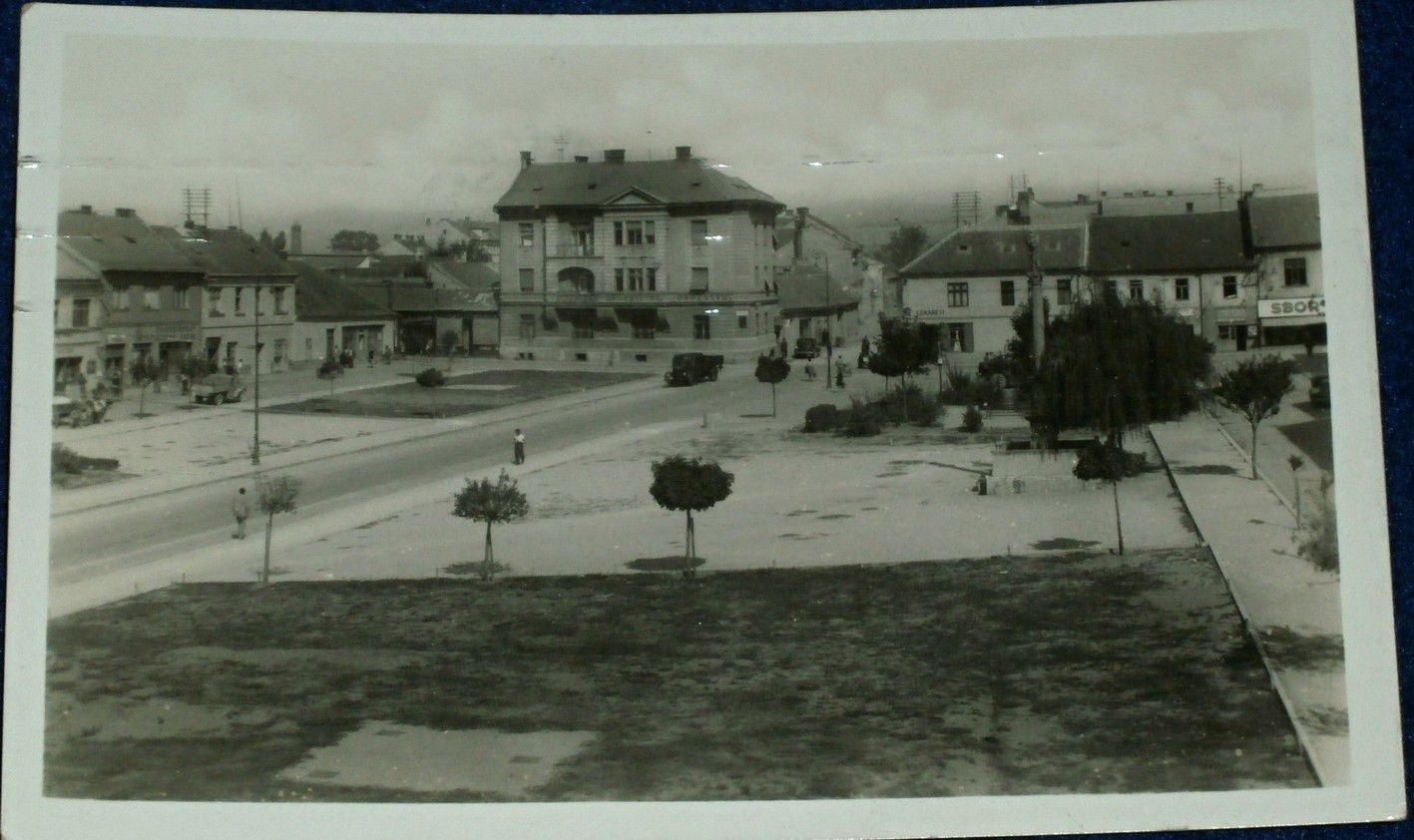 Nové Mesto n. Váhom - Masarykovo nám. 1950