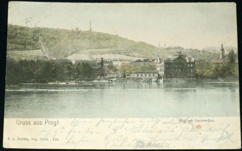Praha: pohled na Sovovy mlýny a Petřín 1903