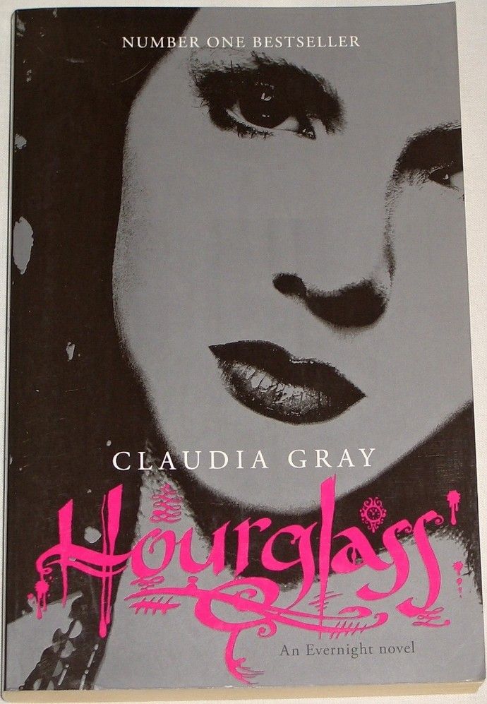 Gray Claudia - Hourglass