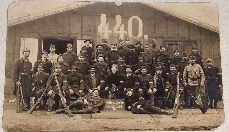 1. sv. válka, foto vojáci: Nationalwehr Wollersdorf 